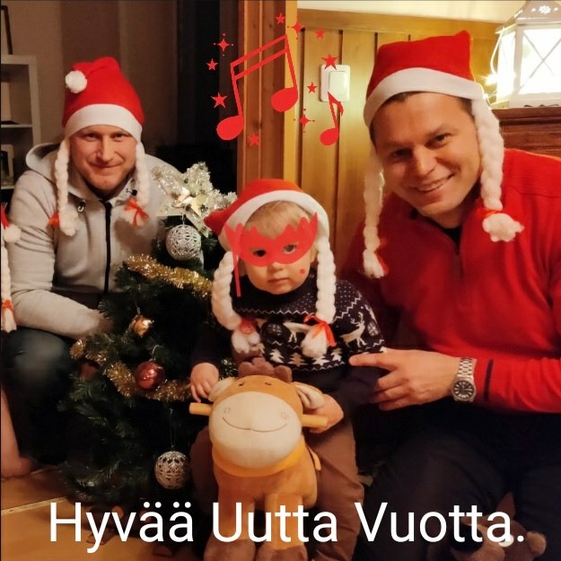 31.12.2020_Jarno_Henri_ja_Tuukka_Hyvaa_uutta_vuotta.jpg